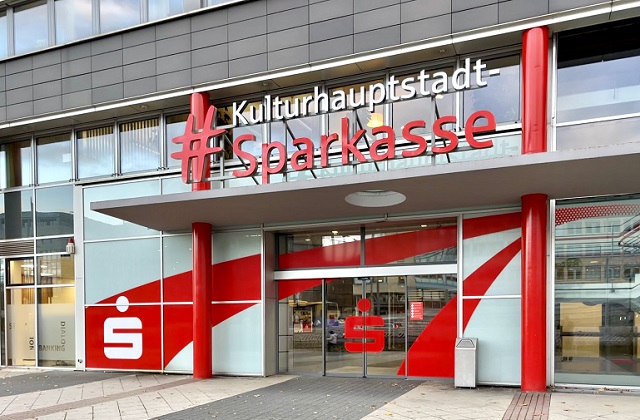 Sparkasse-Chemnitz-Gebaeude-klein.jpg